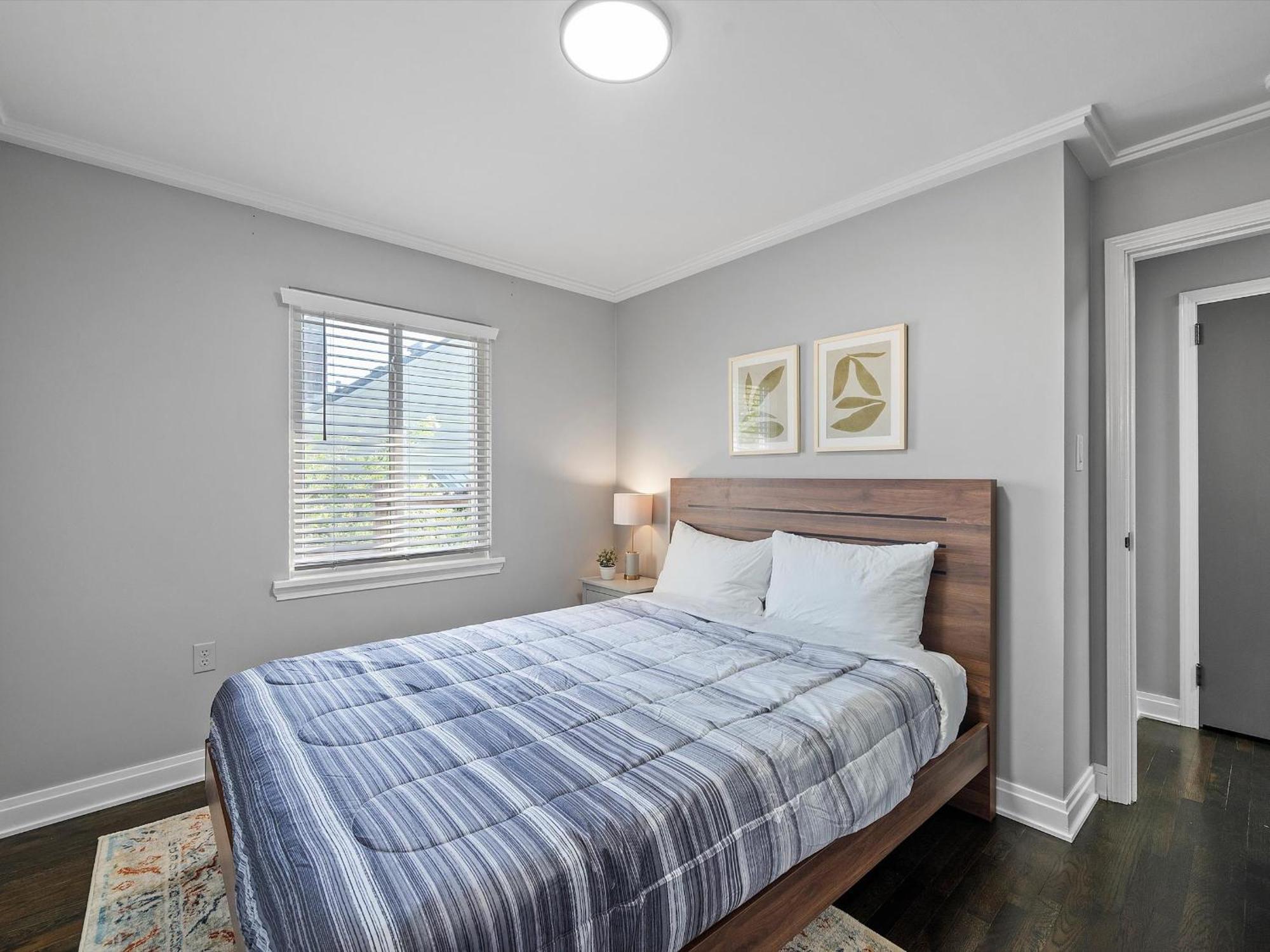 Сasa de vacaciones Stylish And Bright 3bd Home, Amazing Deck, Game Room, Free Parking