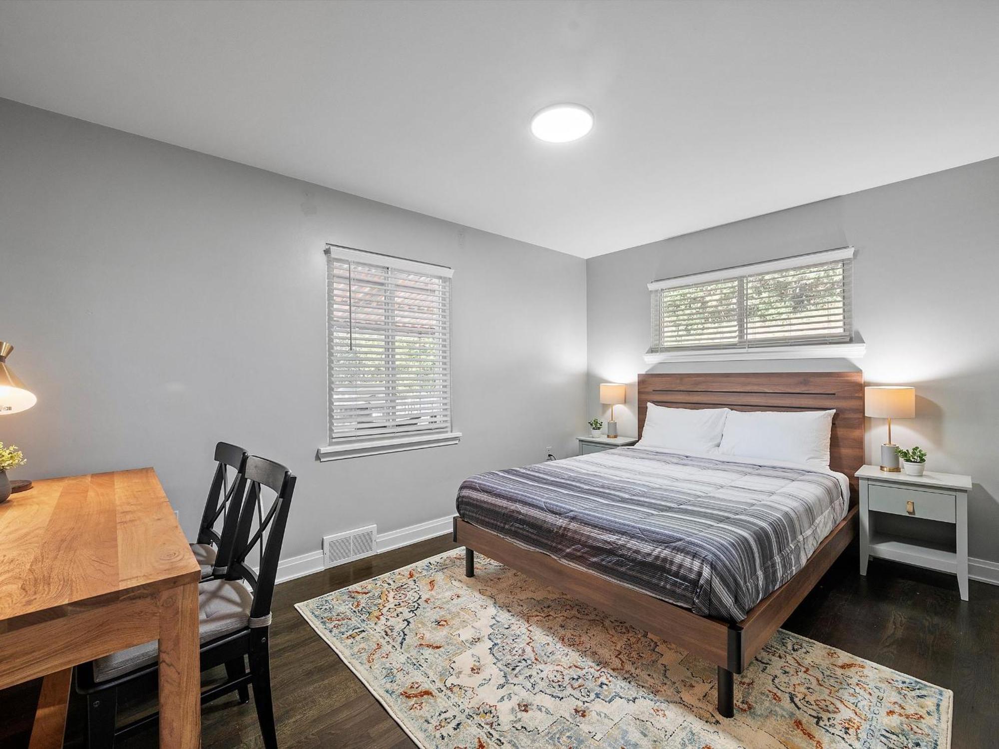 Сasa de vacaciones Stylish And Bright 3bd Home, Amazing Deck, Game Room, Free Parking