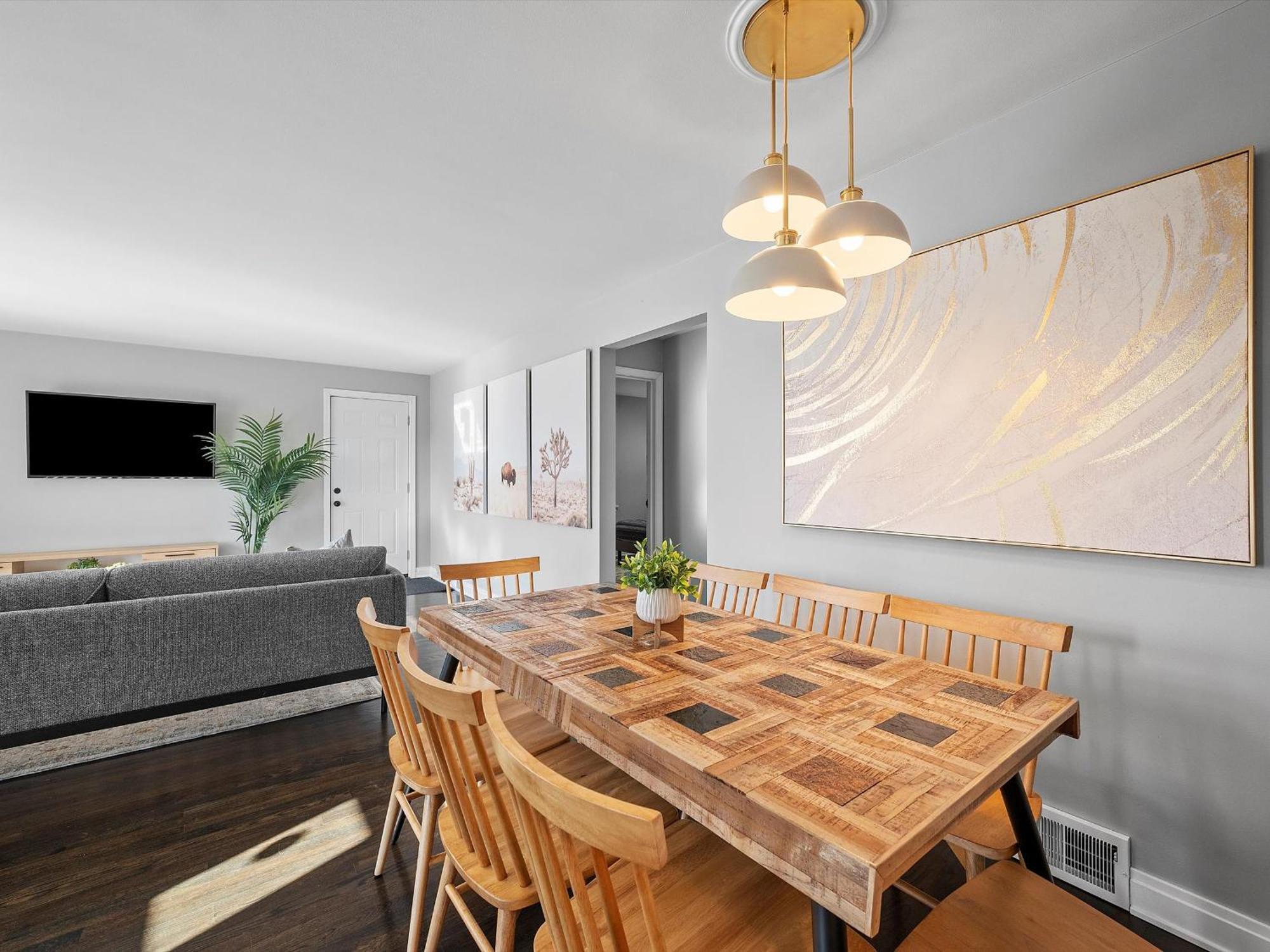Stylish And Bright 3bd Home, Amazing Deck, Game Room, Free Parking Pittsburgh